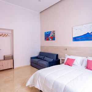 Leone Suites Toledo